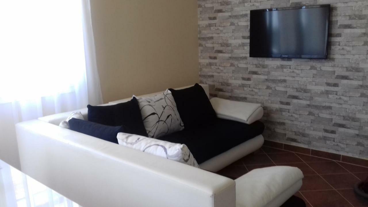 Benelise Apartman Hévíz Extérieur photo