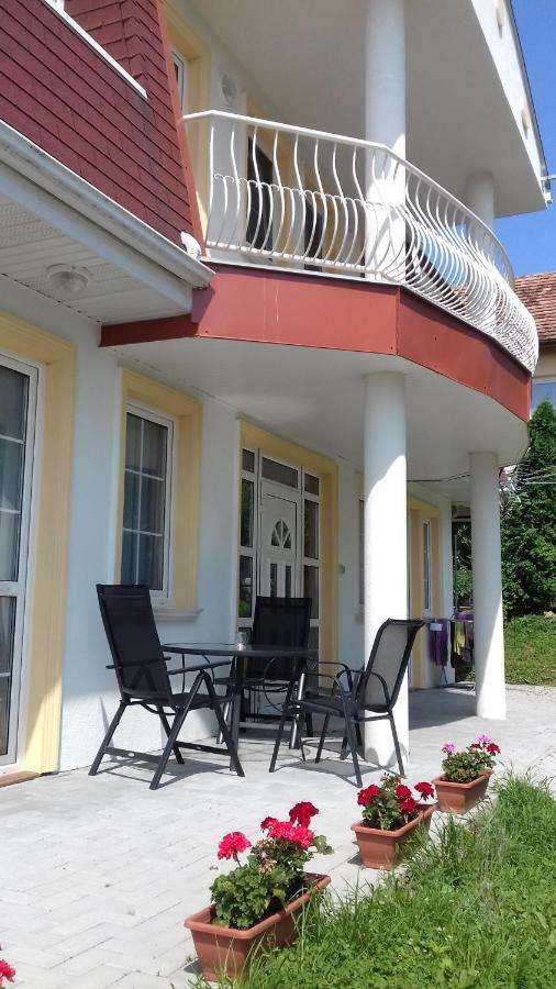 Benelise Apartman Hévíz Extérieur photo